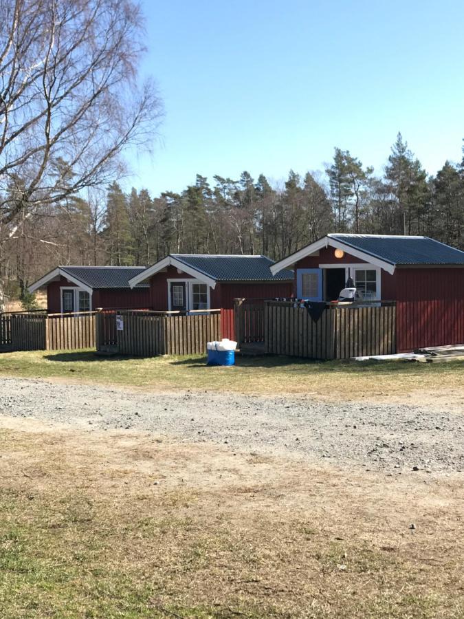 Bjoersjoeas Vildmark - Small Camping Cabin Close To Nature Olofstorp ภายนอก รูปภาพ