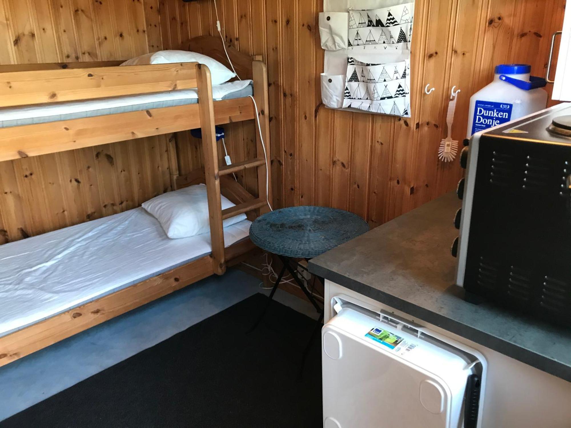 Bjoersjoeas Vildmark - Small Camping Cabin Close To Nature Olofstorp ห้อง รูปภาพ